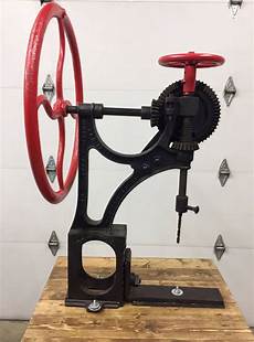Post Forming Machine