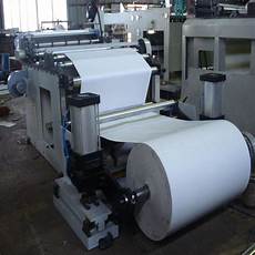 Pulp making machine