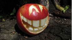 Red Apples