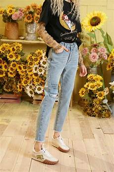 Ripped Jeans