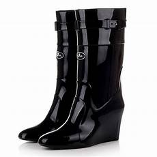 Rubber Shoes