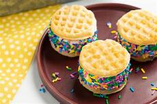 Sandwich Biscuits