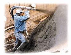 Shotcrete machine