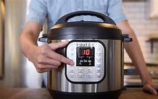 Slow Cookers & Pressure Cookers