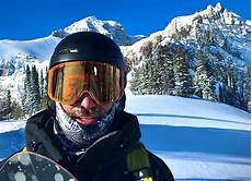 Snowboards-Skis