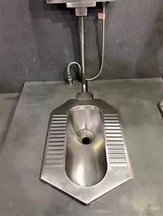 Squat Pans