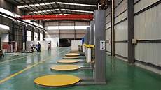 Stretch wrapping machine