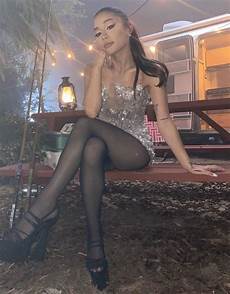 Suspended Tights