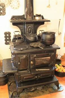 Water Pots Kettles